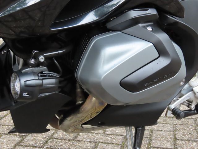 bmw - r-1250-rt