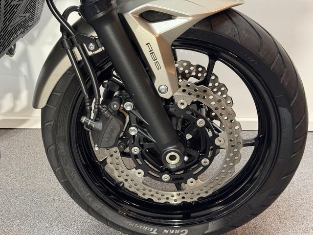 kawasaki - z650-abs