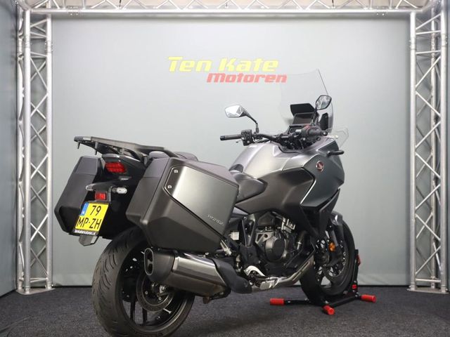 honda - nt-1100