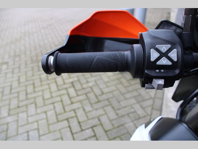 ktm - 790-adventure-r