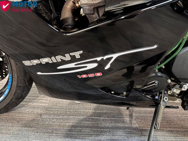 triumph - sprint-st-1050-abs