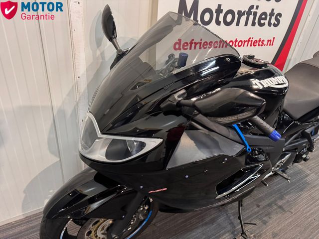 triumph - sprint-st-1050-abs