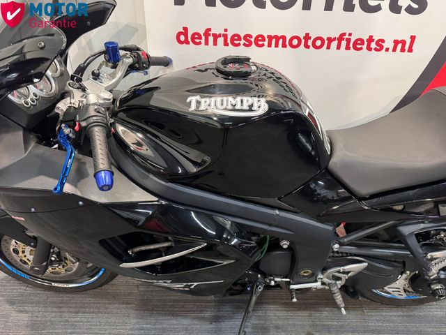 triumph - sprint-st-1050-abs