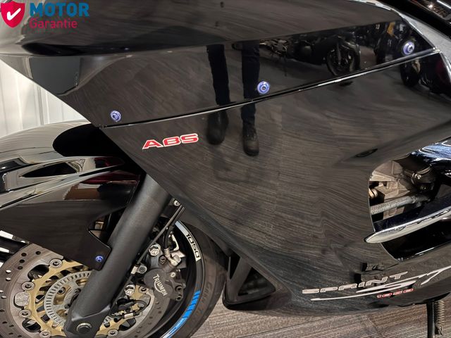 triumph - sprint-st-1050-abs