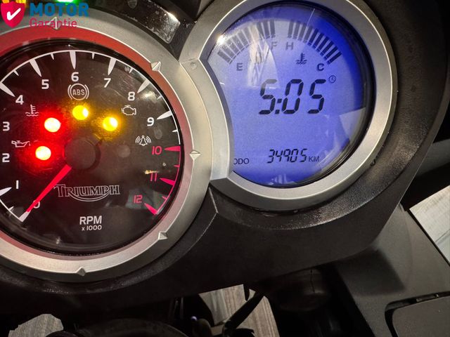 triumph - sprint-st-1050-abs
