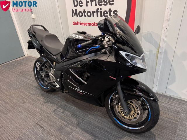 triumph - sprint-st-1050-abs