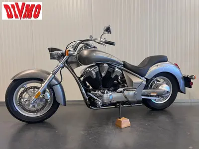 HONDA VT 1300 CX ABS – foto 2