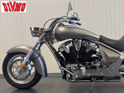HONDA VT 1300 CX ABS – foto 4