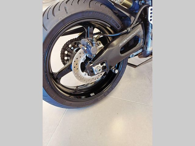 honda - cbr-1000-rr-fireblade