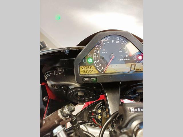 honda - cbr-1000-rr-fireblade
