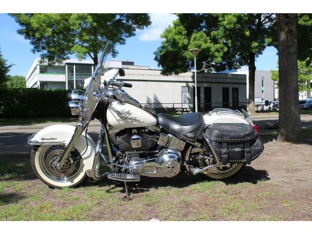 harley-davidson - heritage-softail-classic-flstci