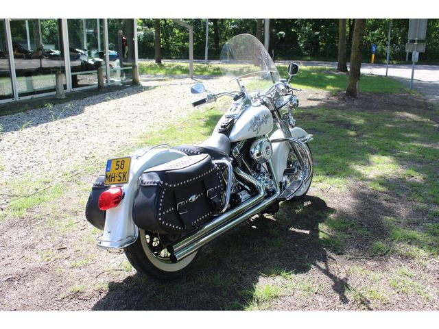 harley-davidson - heritage-softail-classic-flstci