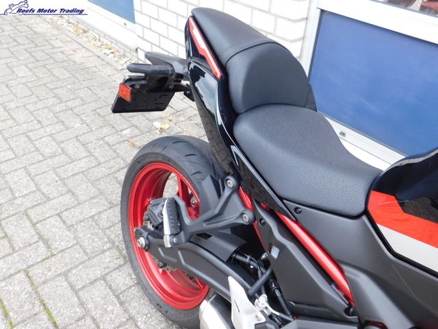 kawasaki - z650