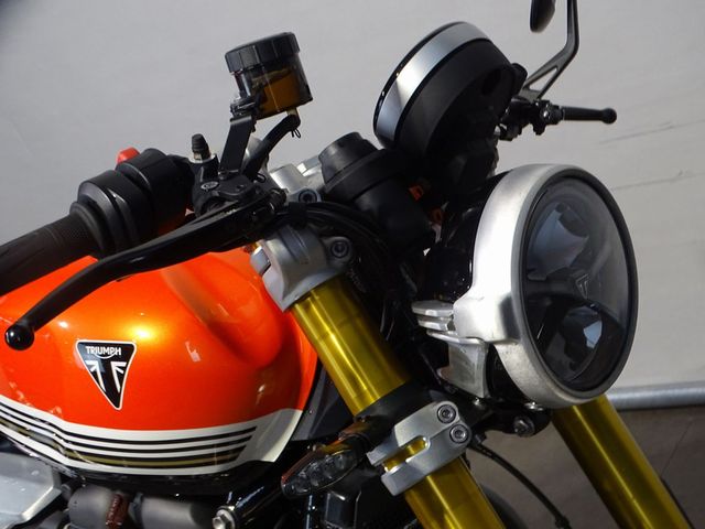 triumph - speed-twin-1200-rs