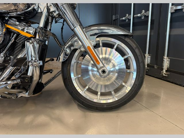 harley-davidson - fat-boy-gray-ghost