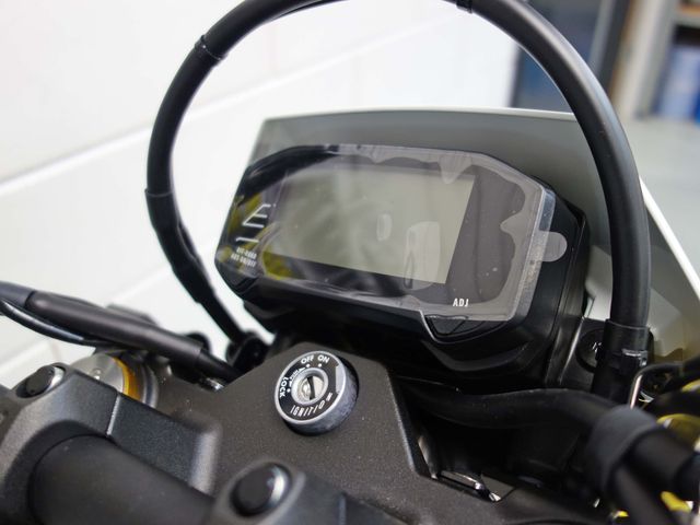 suzuki - dr-z-4-s
