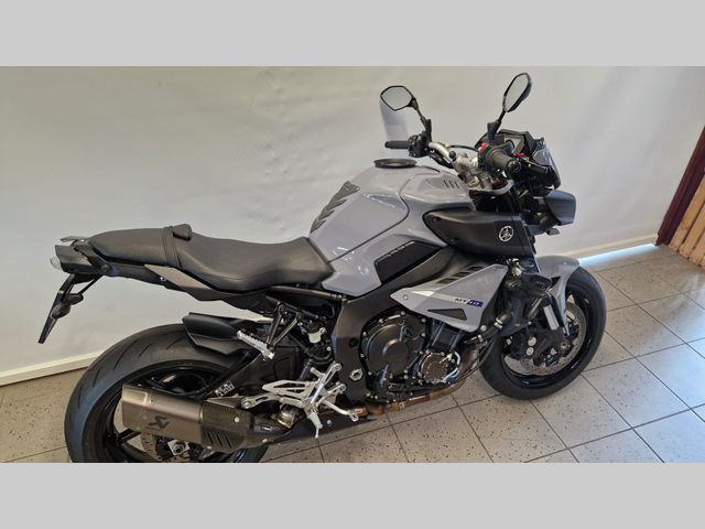 yamaha - mt-10