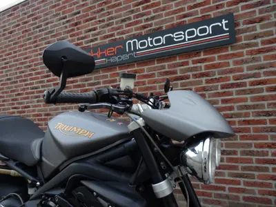 TRIUMPH STREET TRIPLE 675 – foto 4