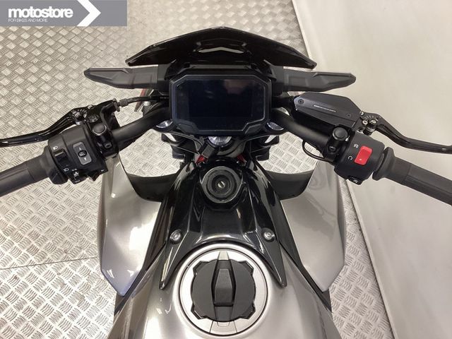 kawasaki - z650