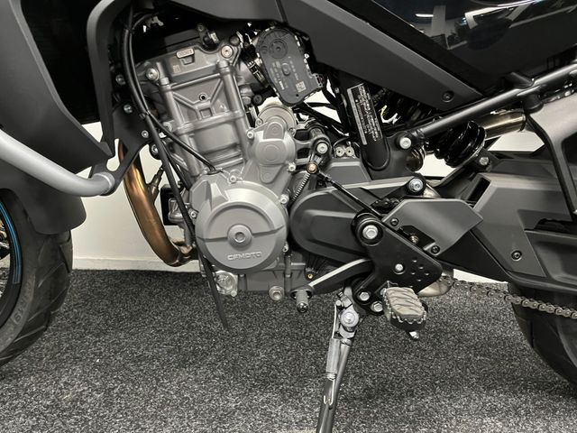 cfmoto - 800-mt-sport-gt