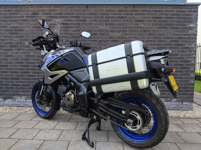 suzuki - v-strom-1050-a
