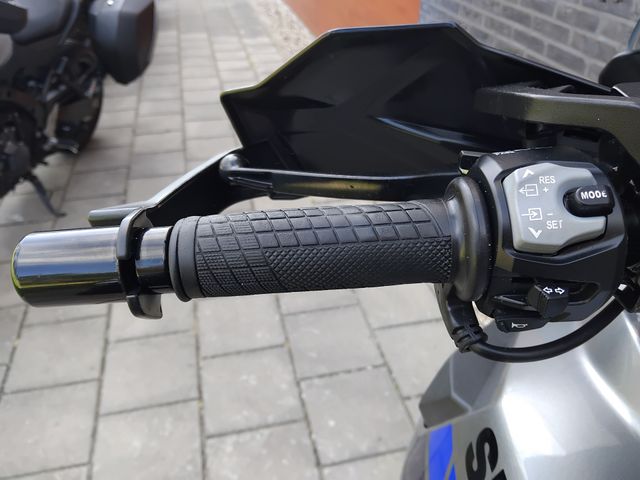 suzuki - v-strom-1050-a