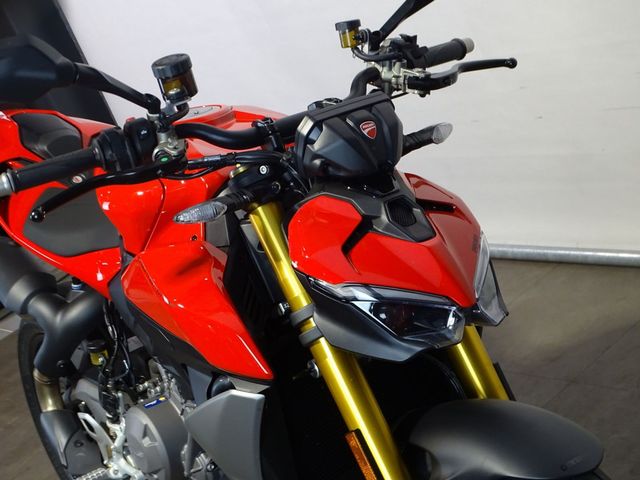 ducati - streetfighter-v2-s