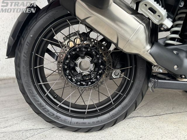 bmw - r-1300-gs-triple-black