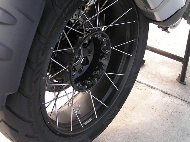 bmw - r-1200-gs-adventure-triple-black