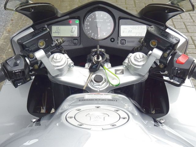 honda - vfr-800-fi-vtec
