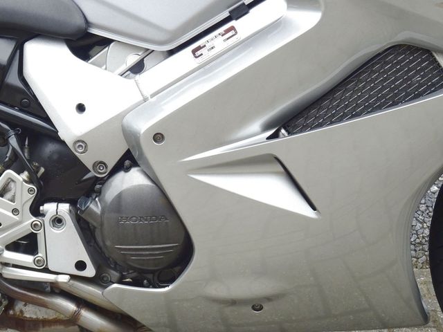 honda - vfr-800-fi-vtec