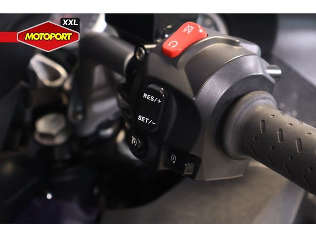 triumph - trophy-1215-se