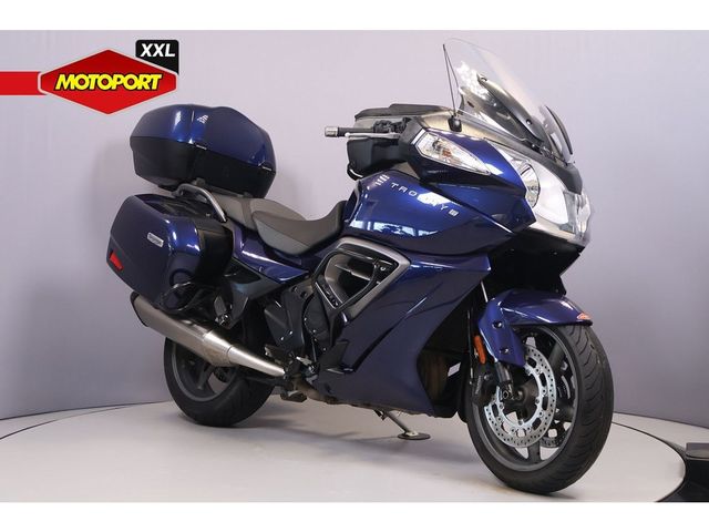 triumph - trophy-1215-se
