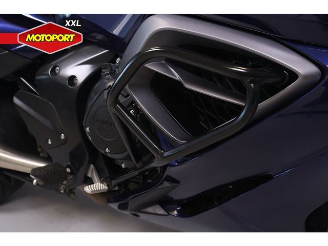 triumph - trophy-1215-se