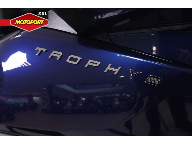triumph - trophy-1215-se
