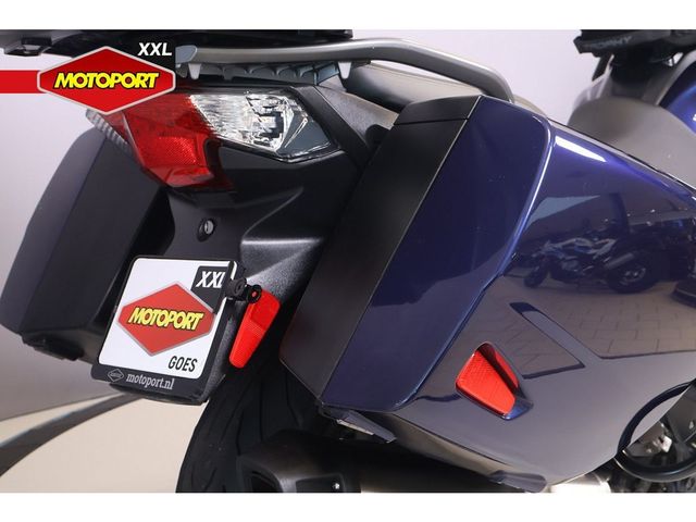 triumph - trophy-1215-se