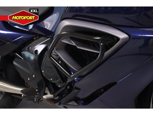 triumph - trophy-1215-se