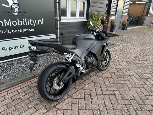 honda - cbr-600-rr