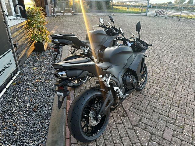 honda - cbr-600-rr