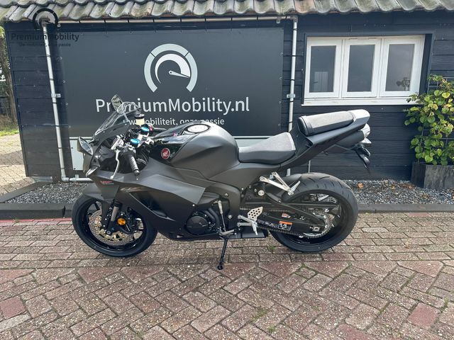 honda - cbr-600-rr