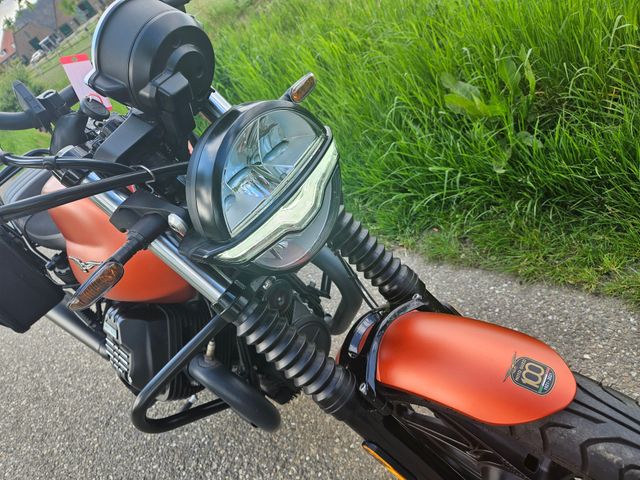 moto-guzzi - v-7-stone-850