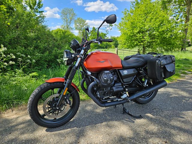 moto-guzzi - v-7-stone-850
