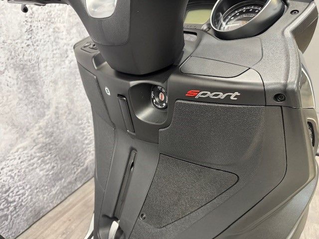 piaggio - mp3-300-hpe-sport