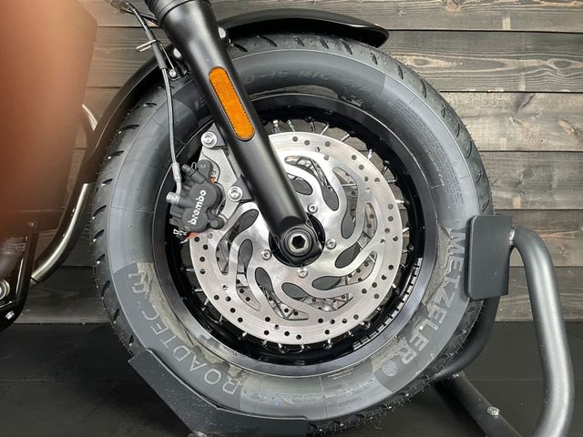 triumph - bonneville-bobber
