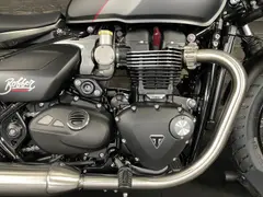 Triumph Bonneville Bobber Satin Grey 2026 nieuw – foto 5 van 15