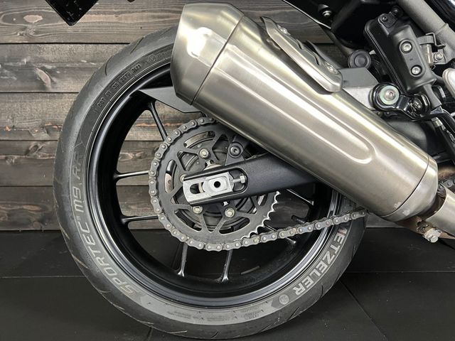 triumph - speed-400