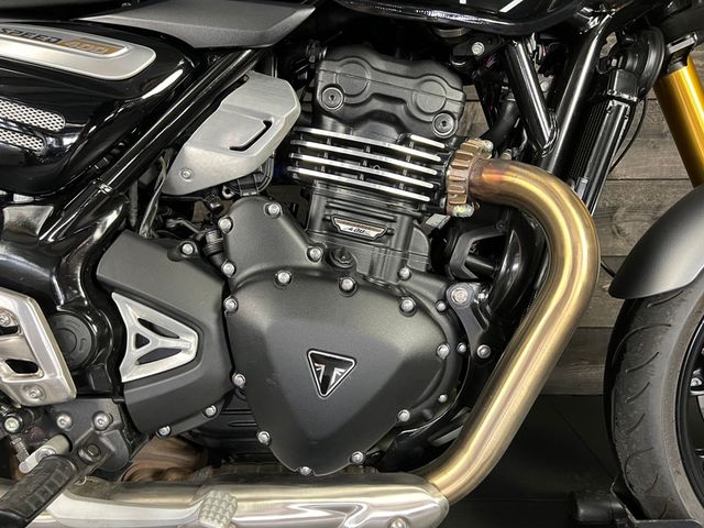 triumph - speed-400
