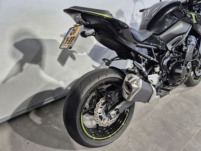 kawasaki - z900