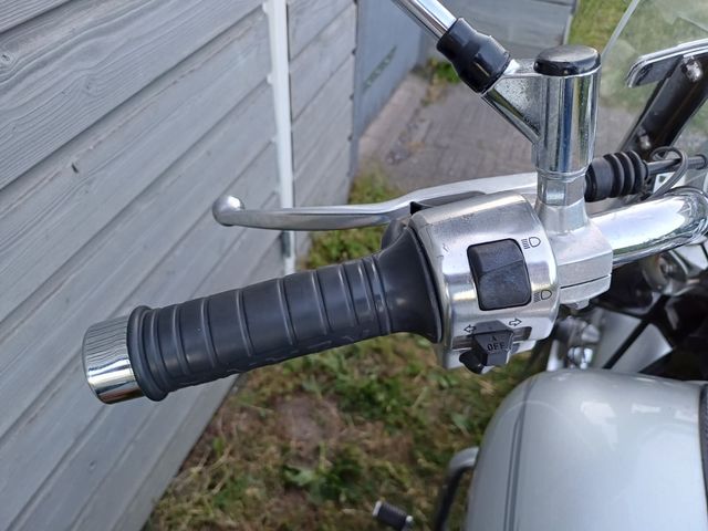 yamaha - xvs-650-dragstar