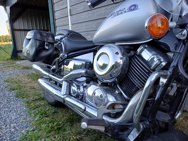yamaha - xvs-650-dragstar